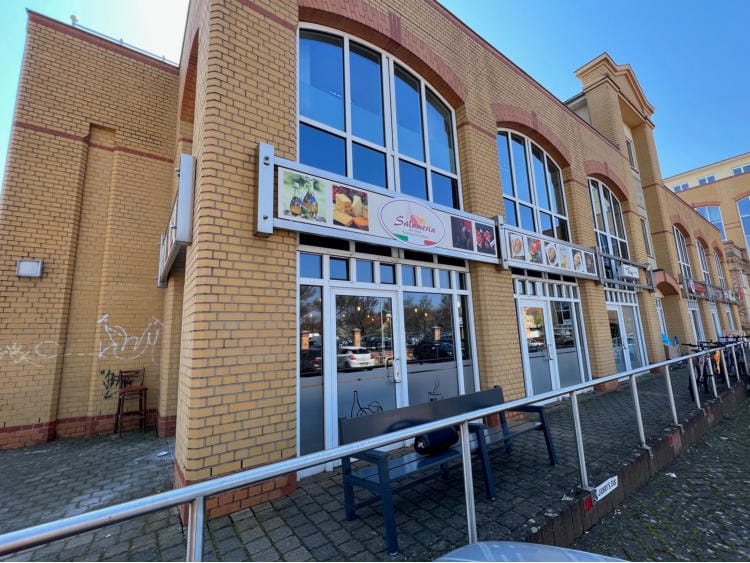 Facade of the Salumeria from outside